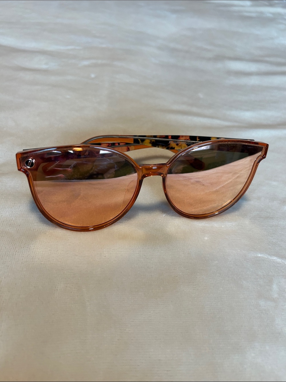 Women’s Amber Transparent Sunglasses with Rose-Tinted Lenses
